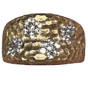 CZ Flower Hammered Gold Plated Band Ring Sz 6
